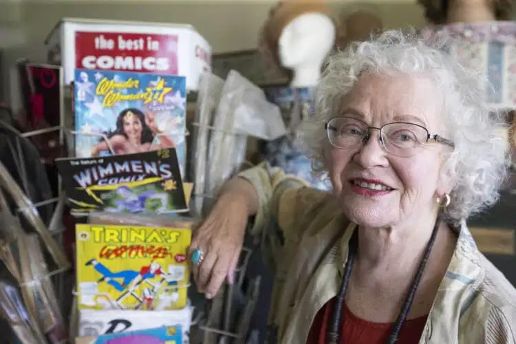 Muere Trina Robbins, pionera en la incorporación de la mujer a los tebeos