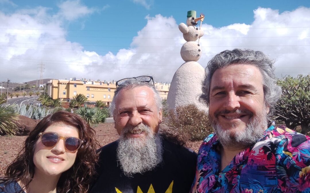 Max visita el Muñeco de Nieve durante su paso por Santa Cruz Cómic