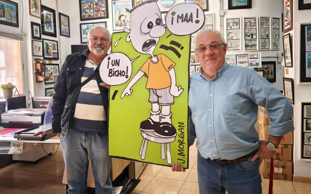 La Fundación Cine+Cómics visita el estudio de J. Morgan para recoger la exposición ‘Pensar y Reír’