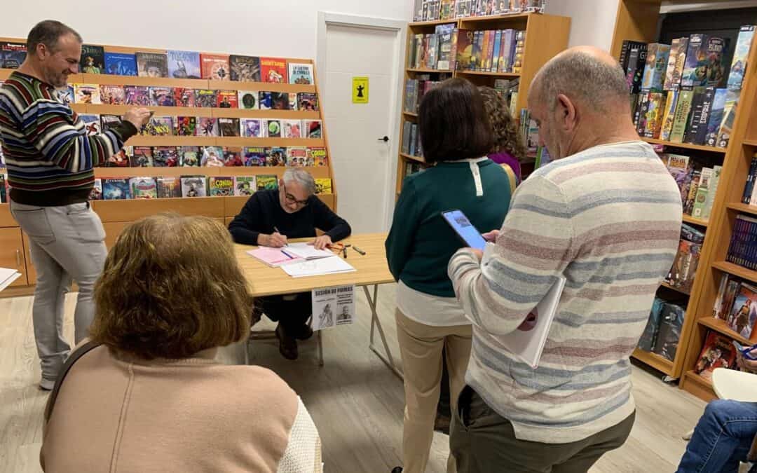 Juan Álvarez llena la Librería Moebius con la sesión de firmas de ‘Las Manos de Cupido’
