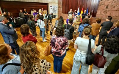 Alfonso Cabello: “Esperamos que la exposición de ‘Ilustradoras & Ilustradas’ se convierta en una tradición”