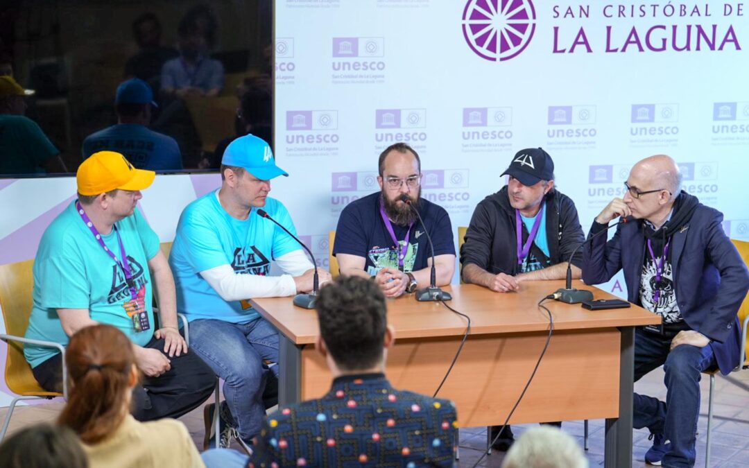 La presentación de Los Amigos MOTU Convention comienza el ciclo de charlas de la tercera jornada de La Laguna es Cómic 2025