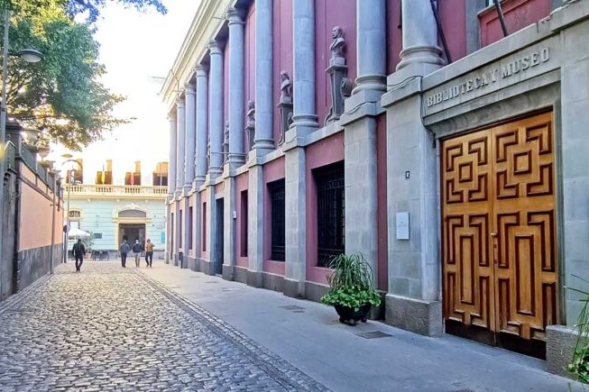 El Museo Municipal de Bellas Artes acogerá una exposición dedicada a Cristina Durán y Miguel Ángel Giner Bou, ganadores del Premio Nacional del Cómic de 2019