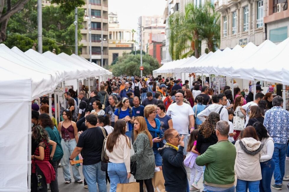 La Plaza del Príncipe vuelve a ser el corazón de Santa Cruz Cómic