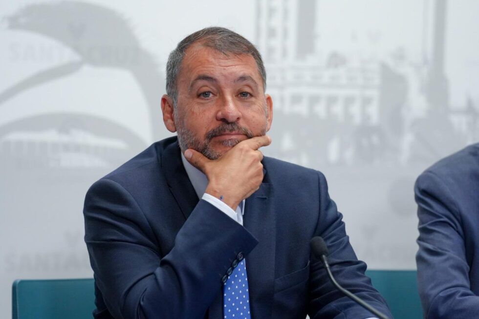 José Manuel Bermúdez, alcalde de Santa Cruz de Tenerife, invita a visitar el Salón