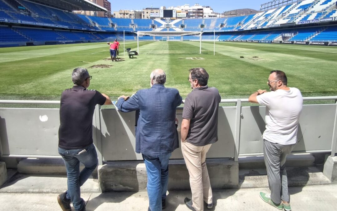 Una exposición sobre ilustración futbolística une los caminos de la Fundación Cine+Cómics y el Club Deportivo Tenerife