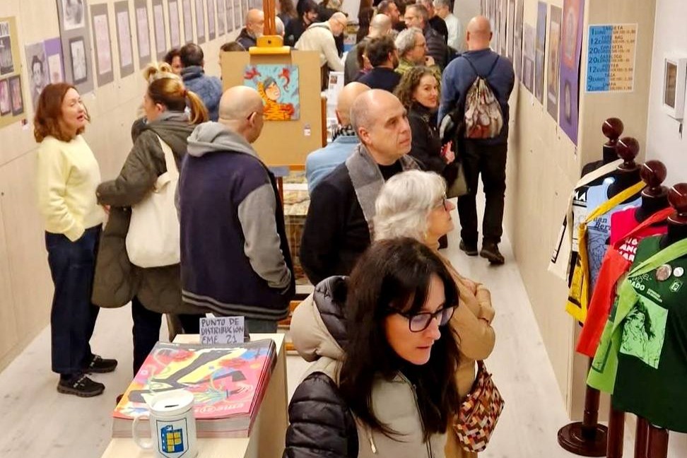 Amelia Navarro inauguró su exposición en La Embajada de los Tebeos