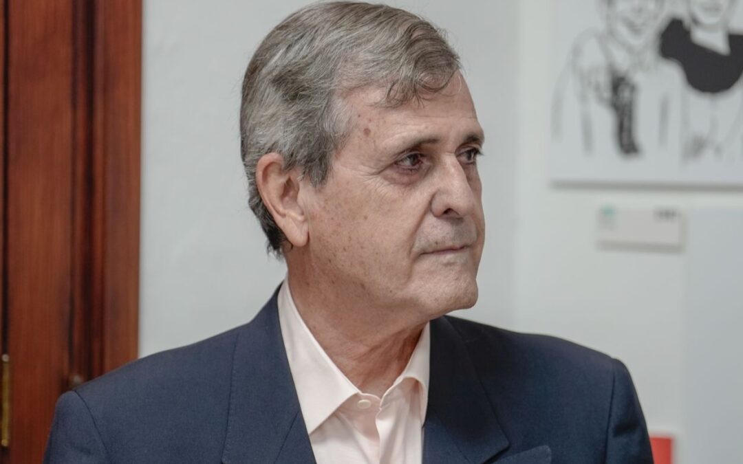Manuel Darias: 2 500 páginas escribiendo sobre ‘Historieta’