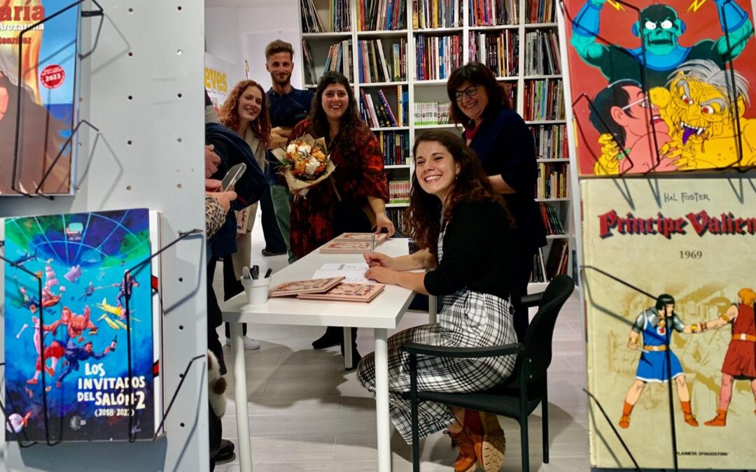 Saru Hernández desborda la sala de conferencias de la Fundación Cine+Cómics con la presentación de ‘Bibliomanía’