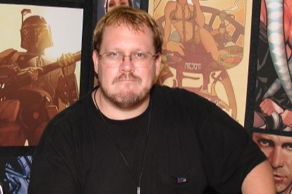 Adam Hughes cancela sus participaciones a futuros eventos por problemas de salud y Disney realiza despidos masivos en Marvel