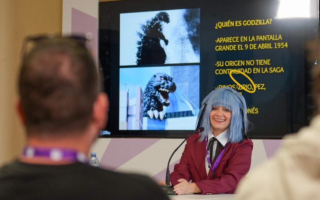 Pazuzu imparte una charla sobre Godzilla en La Laguna es Cómic