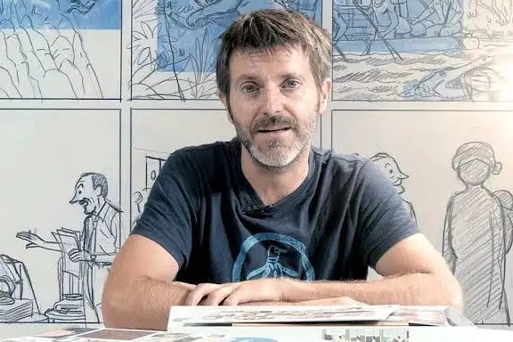 Paco Roca acusa al Ayuntamiento de San Martín de la Vega de plagiar con IA su cartel de la Feria del Libro de Valencia
